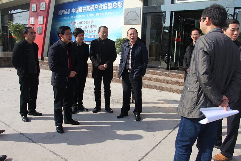 ��ʩ���г�����һ�е��и�����ҵ�����ܲ�