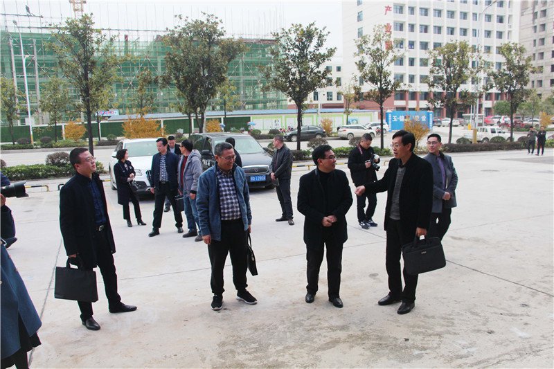 ����˰���ֶܾ�ʩ��˰��ֵ�ί��Ǿֳ��Ƴ�Ԫһ�е��⸣��ҵ����